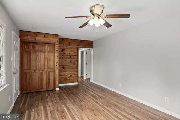 Marlton, NJ 08053,4 DEVON RD