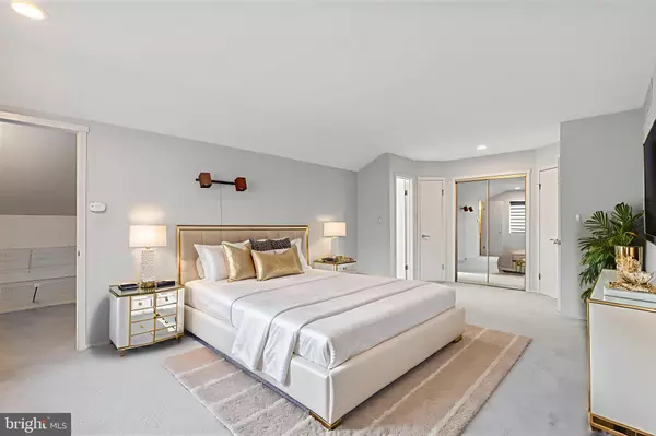 Princeton, NJ 08540,520 SAYRE DR