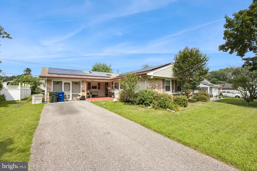 41 HOLIDAY LN, Willingboro, NJ 08046