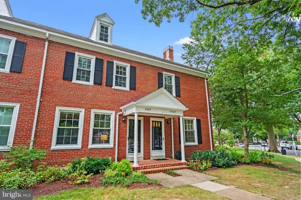 3327 S STAFFORD ST, Arlington, VA 22206