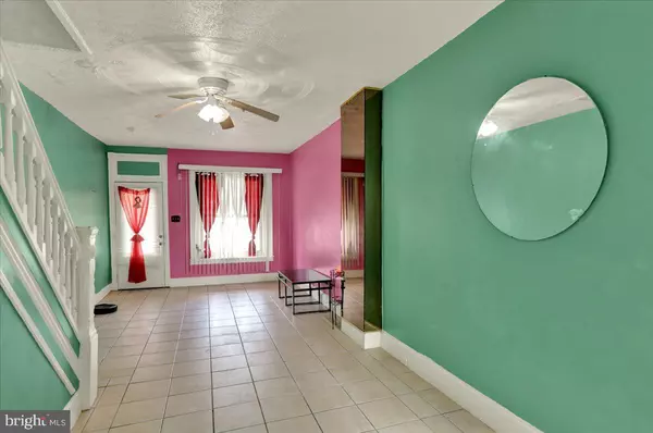 Reading, PA 19606,427 S 16TH ST
