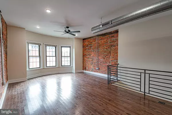Philadelphia, PA 19146,2061 SOUTH ST #UNIT 3