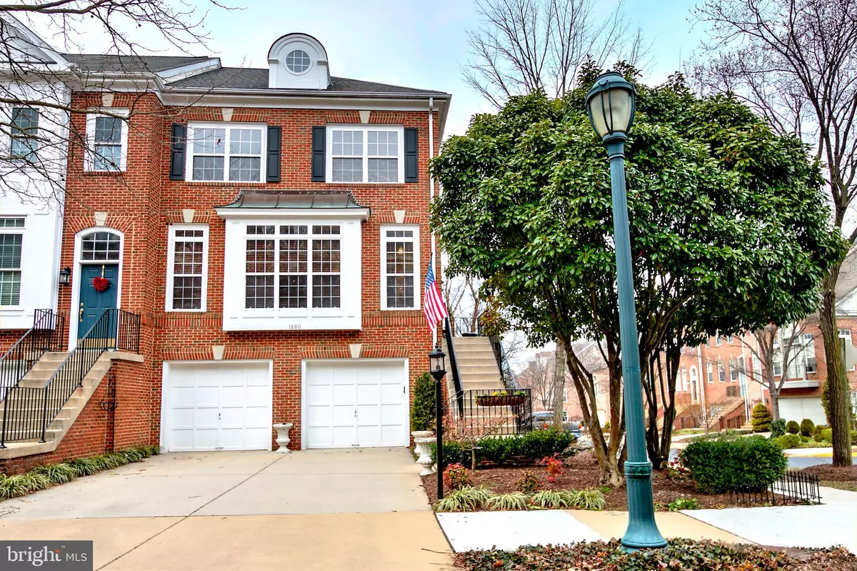 Reston, VA 20190,1880 CRESCENT PARK DR
