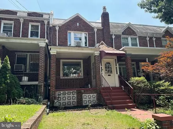 Washington, DC 20011,118 LONGFELLOW ST NW