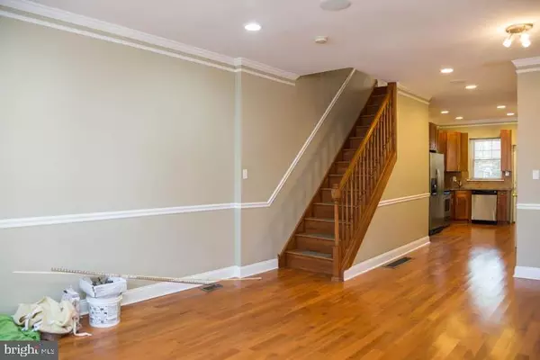 Philadelphia, PA 19145,2034 TASKER ST