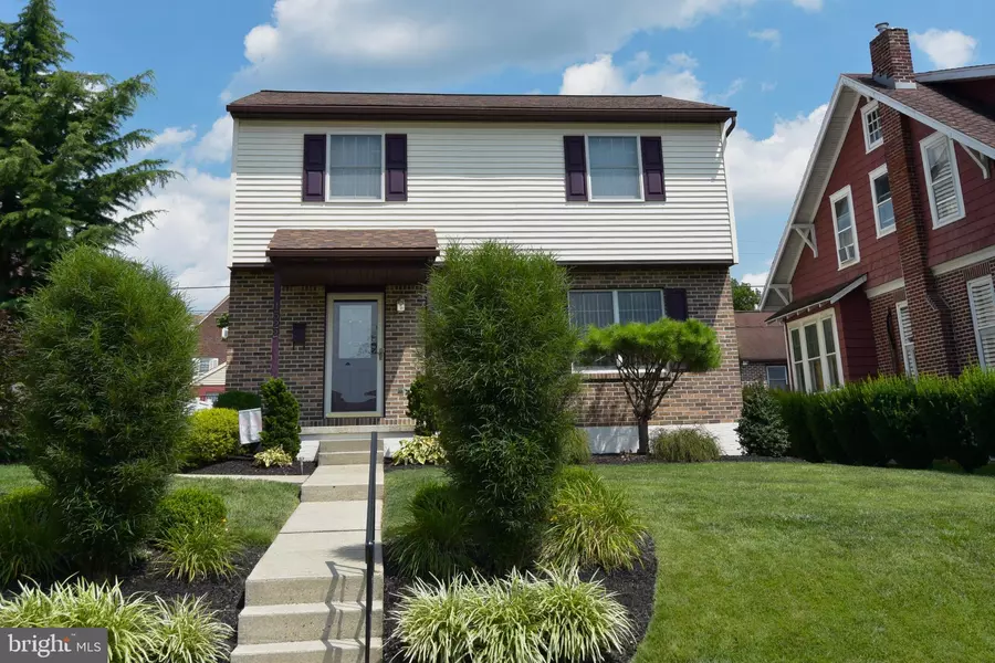1522 KENHORST BLVD, Reading, PA 19607