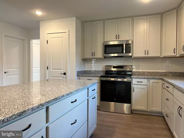 Martinsburg, WV 25404,99 GRAINFIELD CT