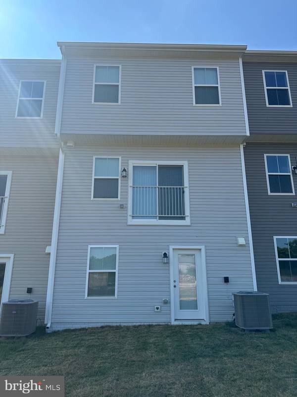 Martinsburg, WV 25403,112 MILBURN DRIVE