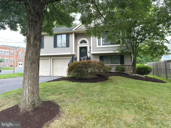 Lawrence Township, NJ 08648,75 LAWN PARK AVE