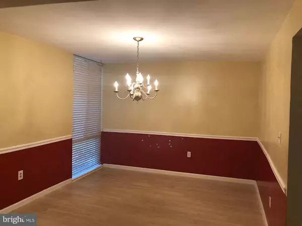 Greenbelt, MD 20770,8687 GREENBELT RD #102
