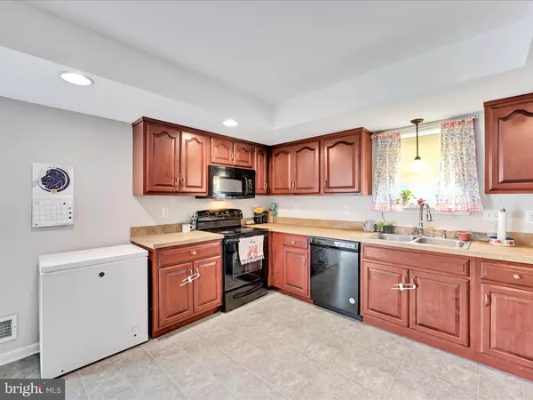 Jonestown, PA 17038,141 CREEK VIEW DR