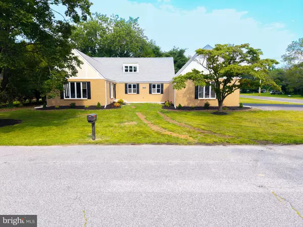 1037 QUEENS RD, Vineland, NJ 08361