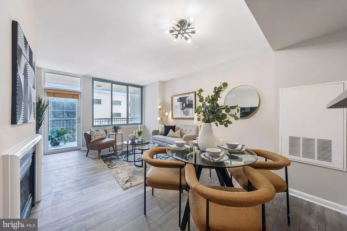 Arlington, VA 22203,851 N GLEBE RD #415