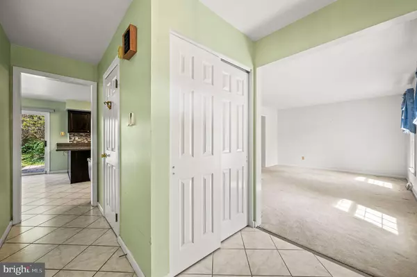 Media, PA 19063,23 E KNOWLTON RD