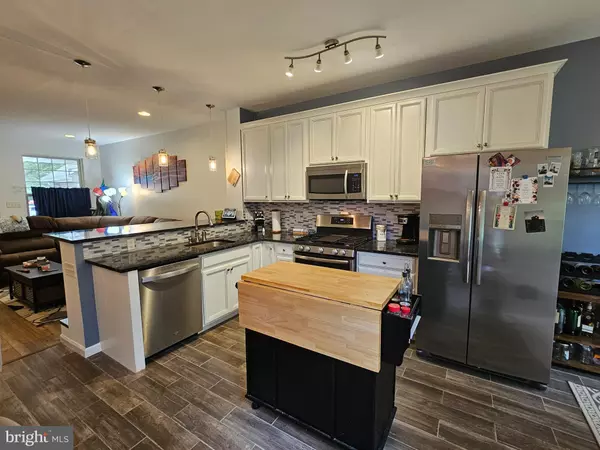 Morgantown, PA 19543,107 COUNTRY LN
