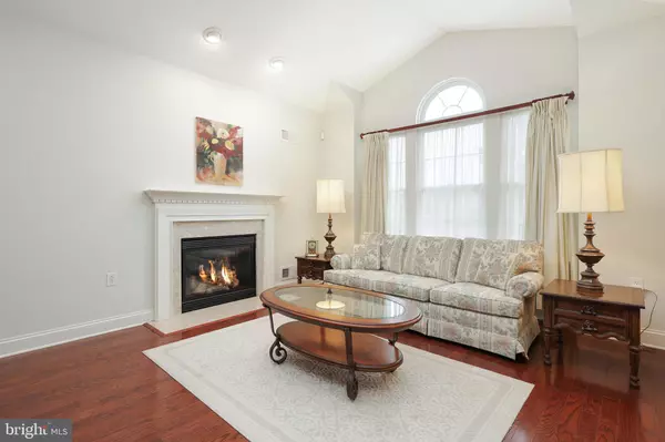 Waretown, NJ 08758,32 EAGLESWOOD DR