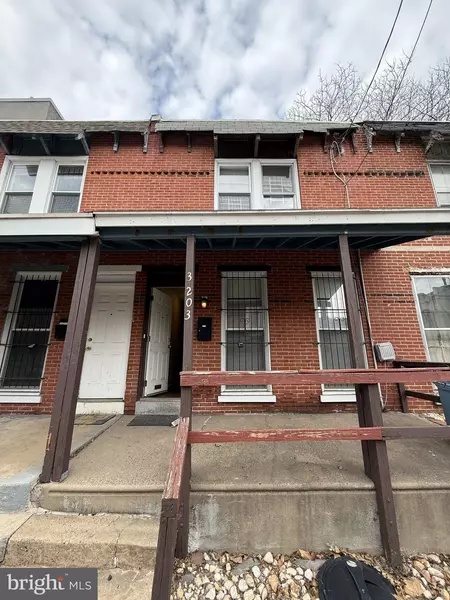 3203 PEARL ST, Philadelphia, PA 19104