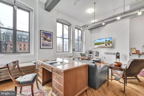 Philadelphia, PA 19123,428 N 13TH ST #3B