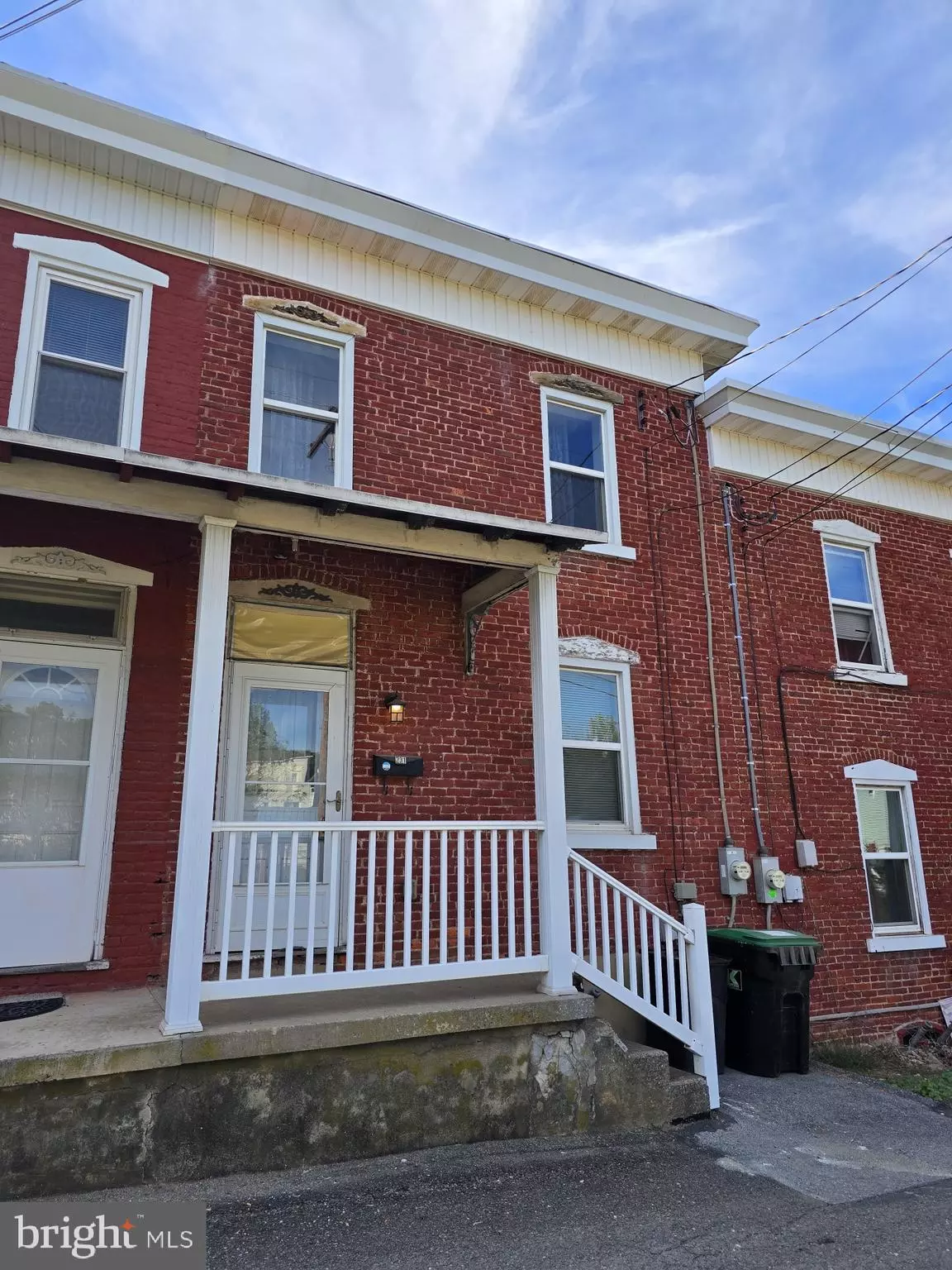 Orwigsburg, PA 17961,231 N WALBORN