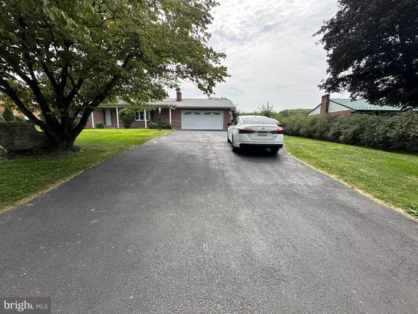 Chambersburg, PA 17202,594 SHADYSIDE DRIVE