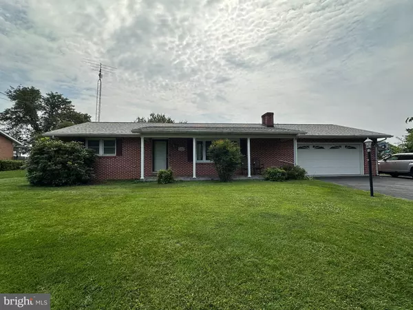 594 SHADYSIDE DRIVE, Chambersburg, PA 17202