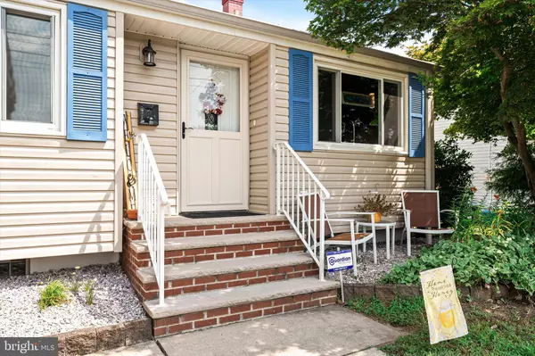 Hamilton, NJ 08620,102 ELTON AVE