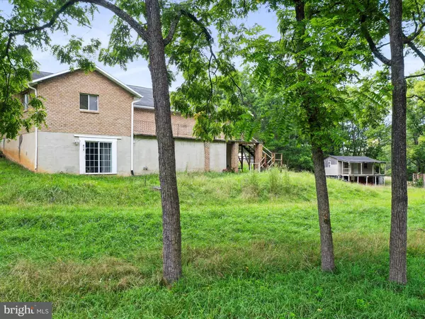 Kearneysville, WV 25430,550 HILLCREST DR
