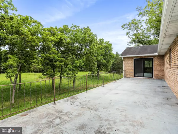 Kearneysville, WV 25430,550 HILLCREST DR