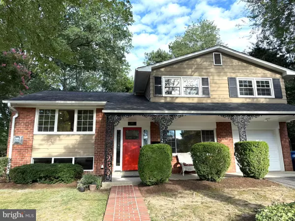 8817 VERNON VIEW DR, Alexandria, VA 22308