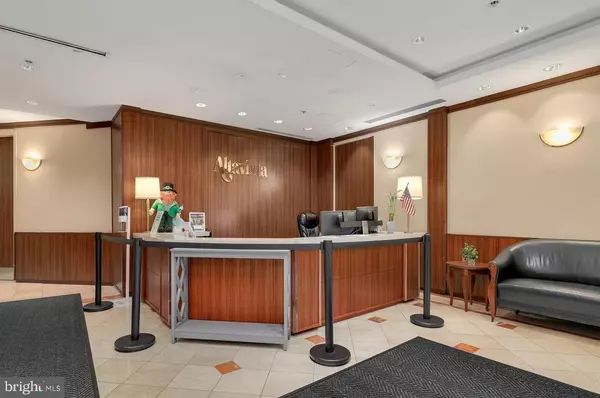 Arlington, VA 22203,900 N STAFFORD ST #1815