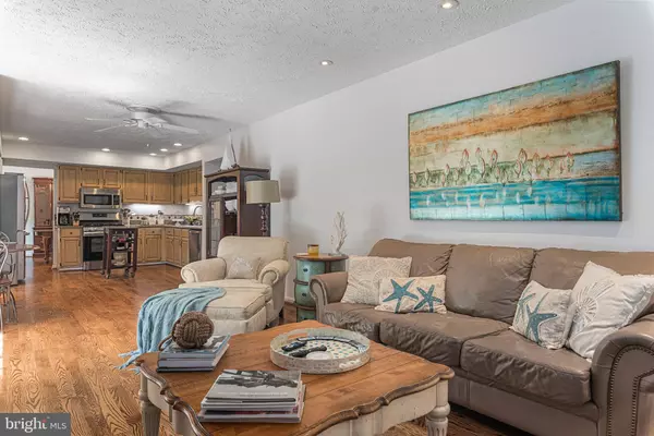 Annapolis, MD 21403,3203 BLACKWALNUT DR