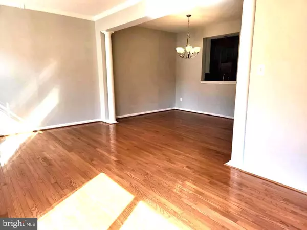 Elkridge, MD 21075,5992 AUTUMN SPELL SE