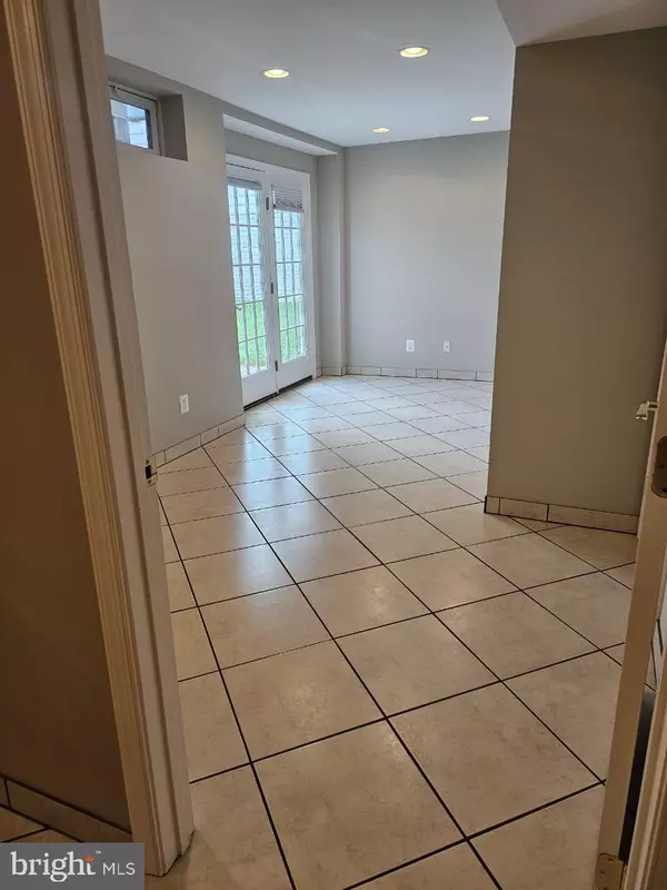 Germantown, MD 20874,19028 NOBLE OAK DR