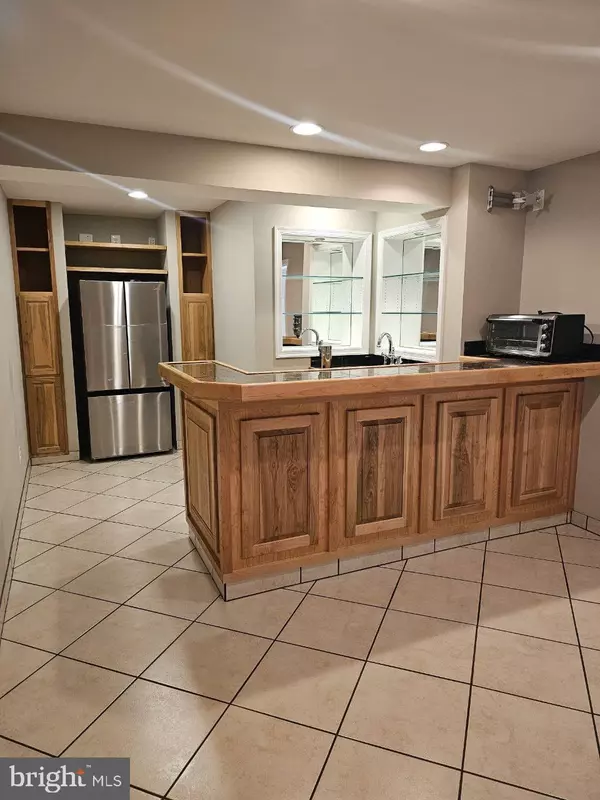 Germantown, MD 20874,19028 NOBLE OAK DR