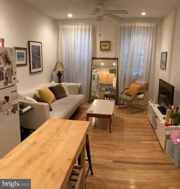 Philadelphia, PA 19146,758 S 15TH ST #1
