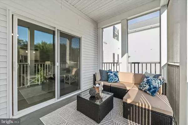 Ocean View, DE 19970,30609 CEDAR NECK RD #3205