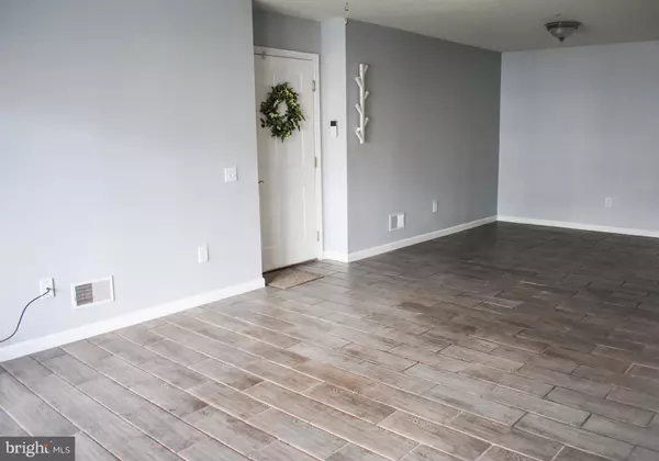 Newark, DE 19702,1300 WATERS EDGE DR