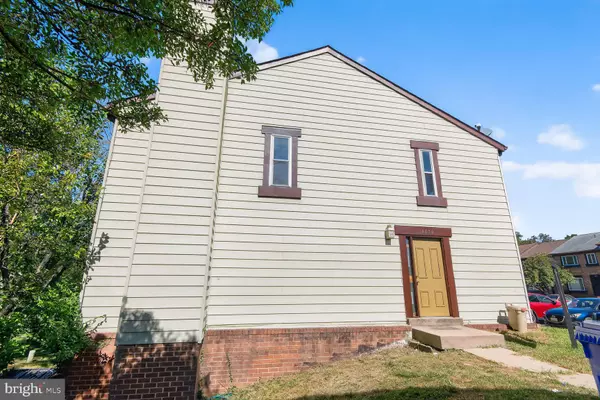 Laurel, MD 20707,15650 MILLBROOK LN #36