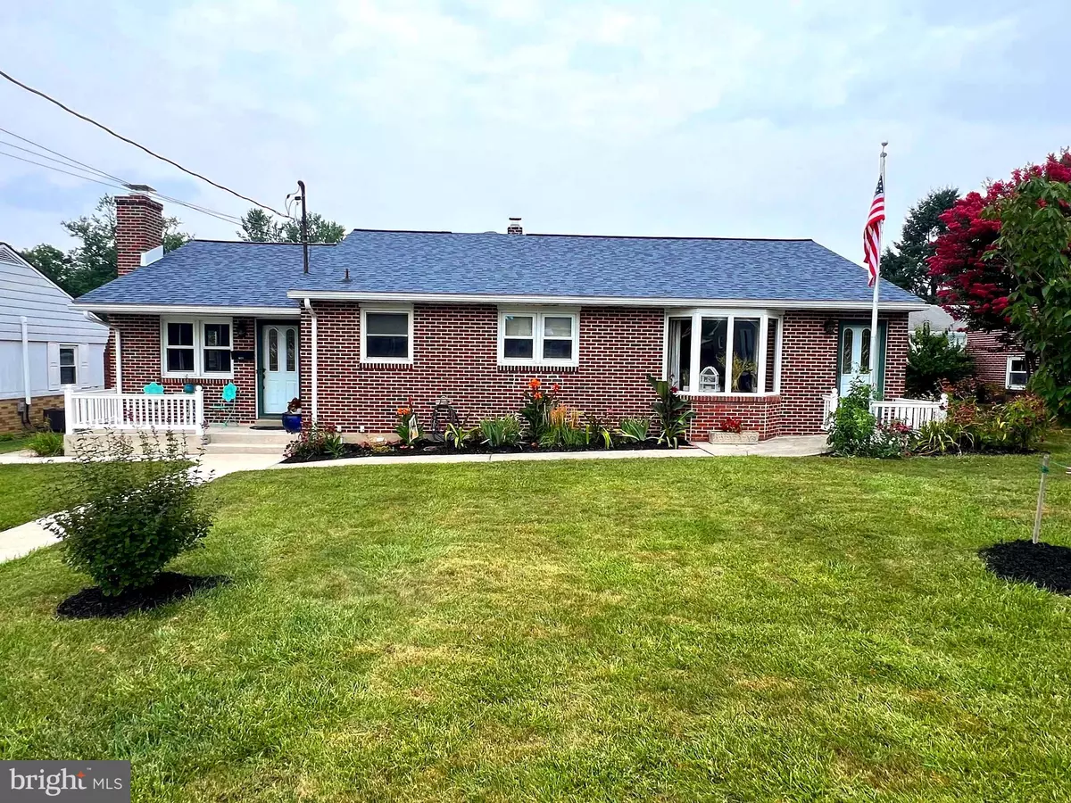 Hershey, PA 17033,1627 E CARACAS AVE