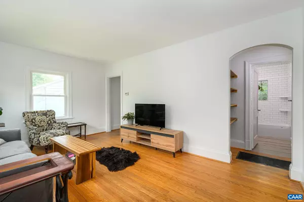 Charlottesville, VA 22902,606 MCINTIRE RD