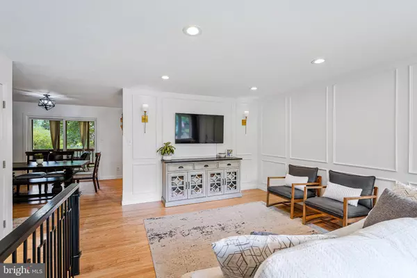 Centreville, VA 20120,14704 LOCK DR