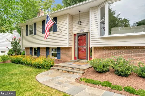 Centreville, VA 20120,14704 LOCK DR