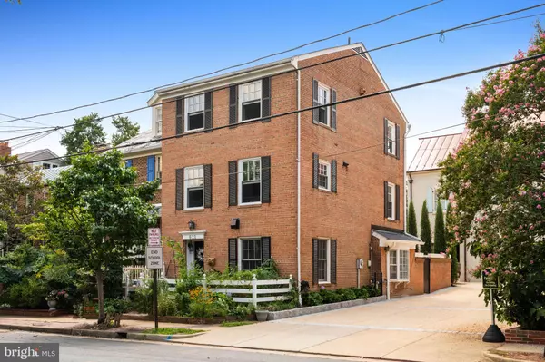Alexandria, VA 22314,621 S SAINT ASAPH ST