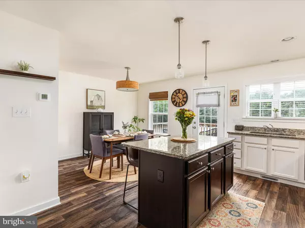 Falling Waters, WV 25419,13 SAVAGE CT
