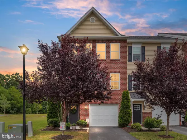 13 SAVAGE CT, Falling Waters, WV 25419