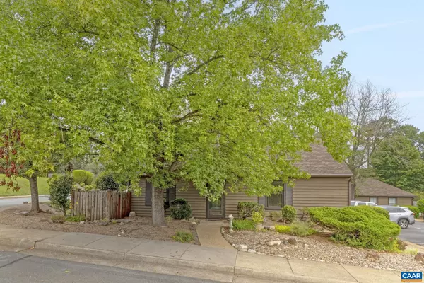 Charlottesville, VA 22901,767 EXTON CT