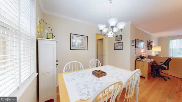 Arlington, VA 22206,4277 35TH ST S #A2