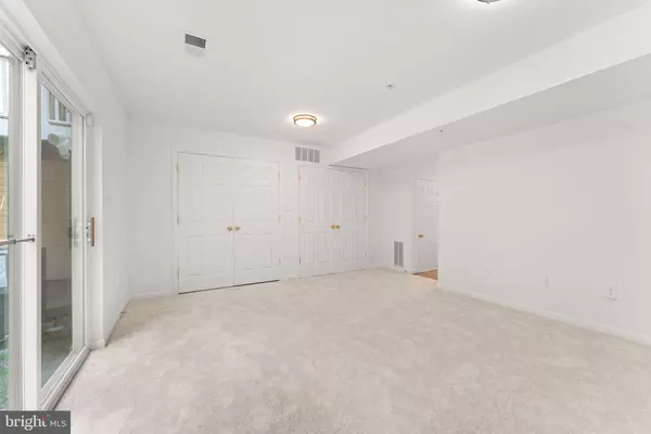 Bowie, MD 20720,10404 GLEN SPRING LN
