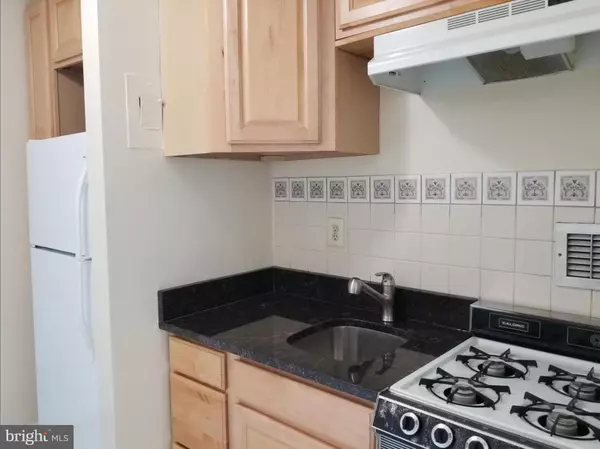 1011 ARLINGTON BLVD #934, Arlington, VA 22209