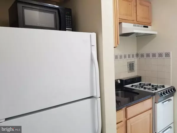 Arlington, VA 22209,1011 ARLINGTON BLVD #934